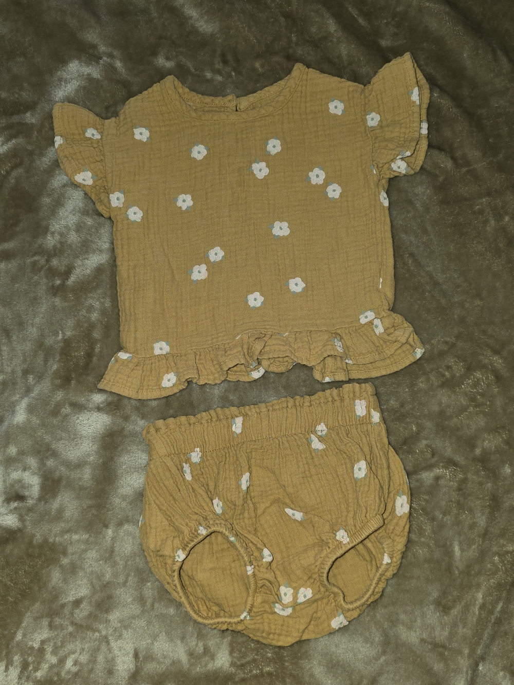 Mustard Floral Baby Matching Underwear Set